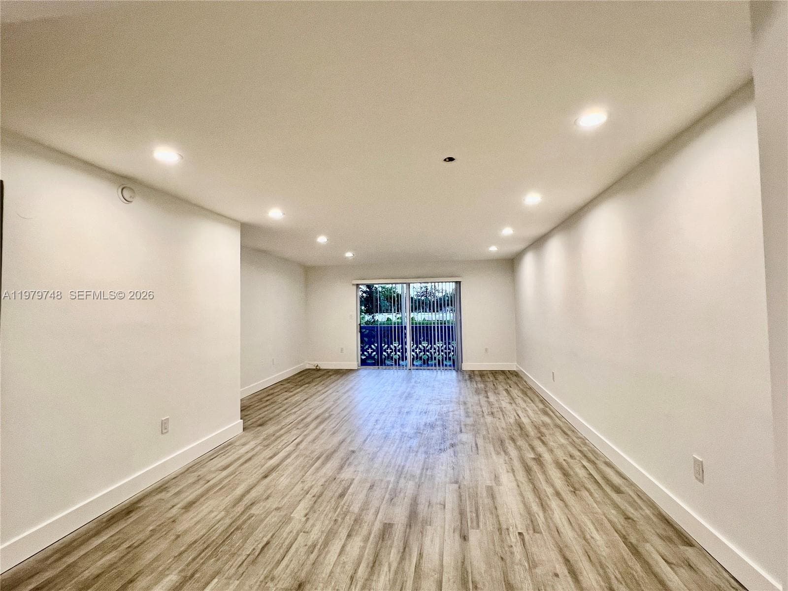 Condominium at North Miami, FL, 33181