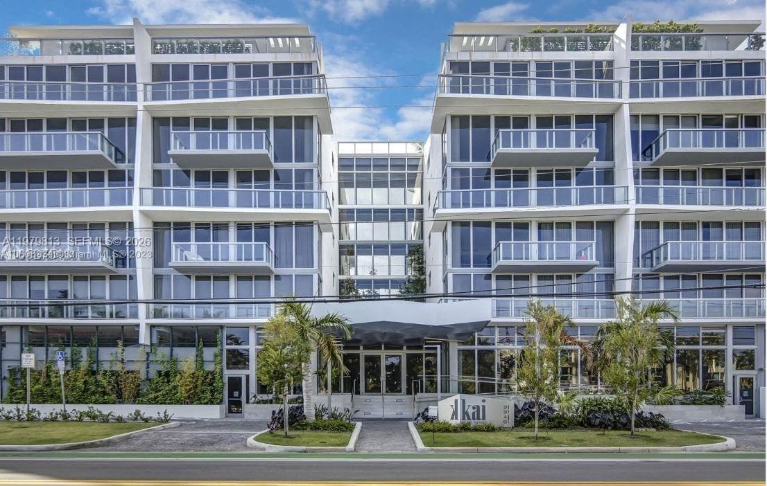 Condominium at Bay Harbor Islands, FL, 33154