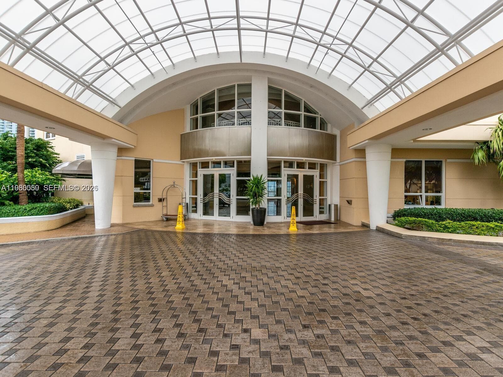 Condominium at 848 Brickell Key Dr # 1201, Miami FL 33131
