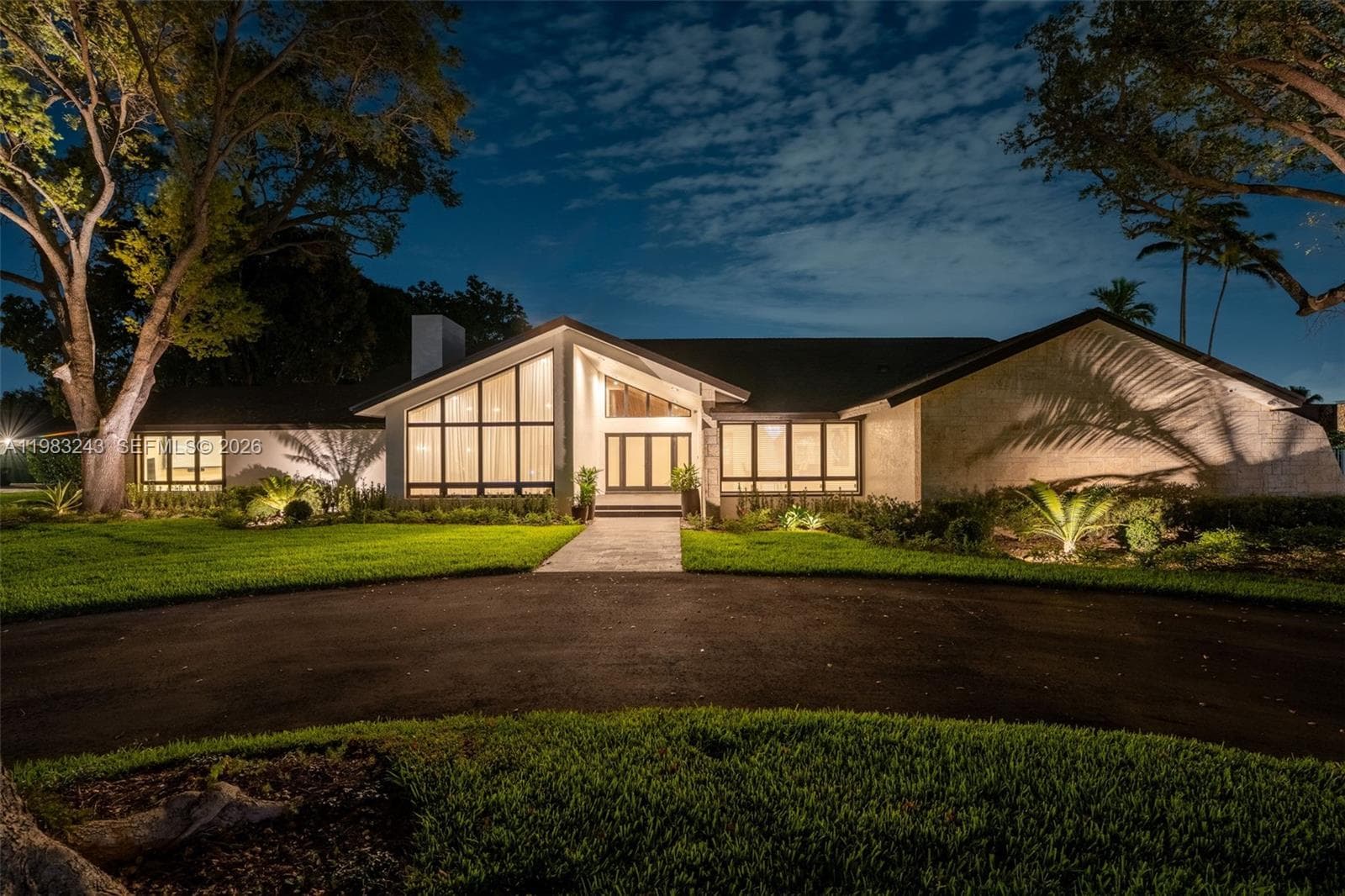 Single Family Residence at 8967 SW 117th St, Miami FL 33176