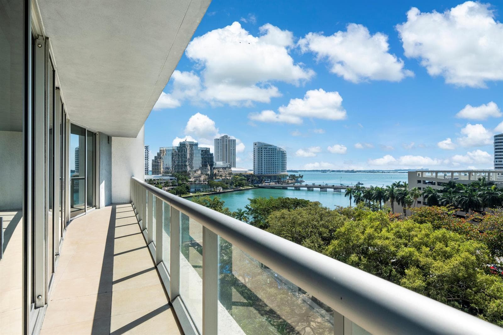 Condominium at 495 Brickell Avenue # 811, Miami FL 33131