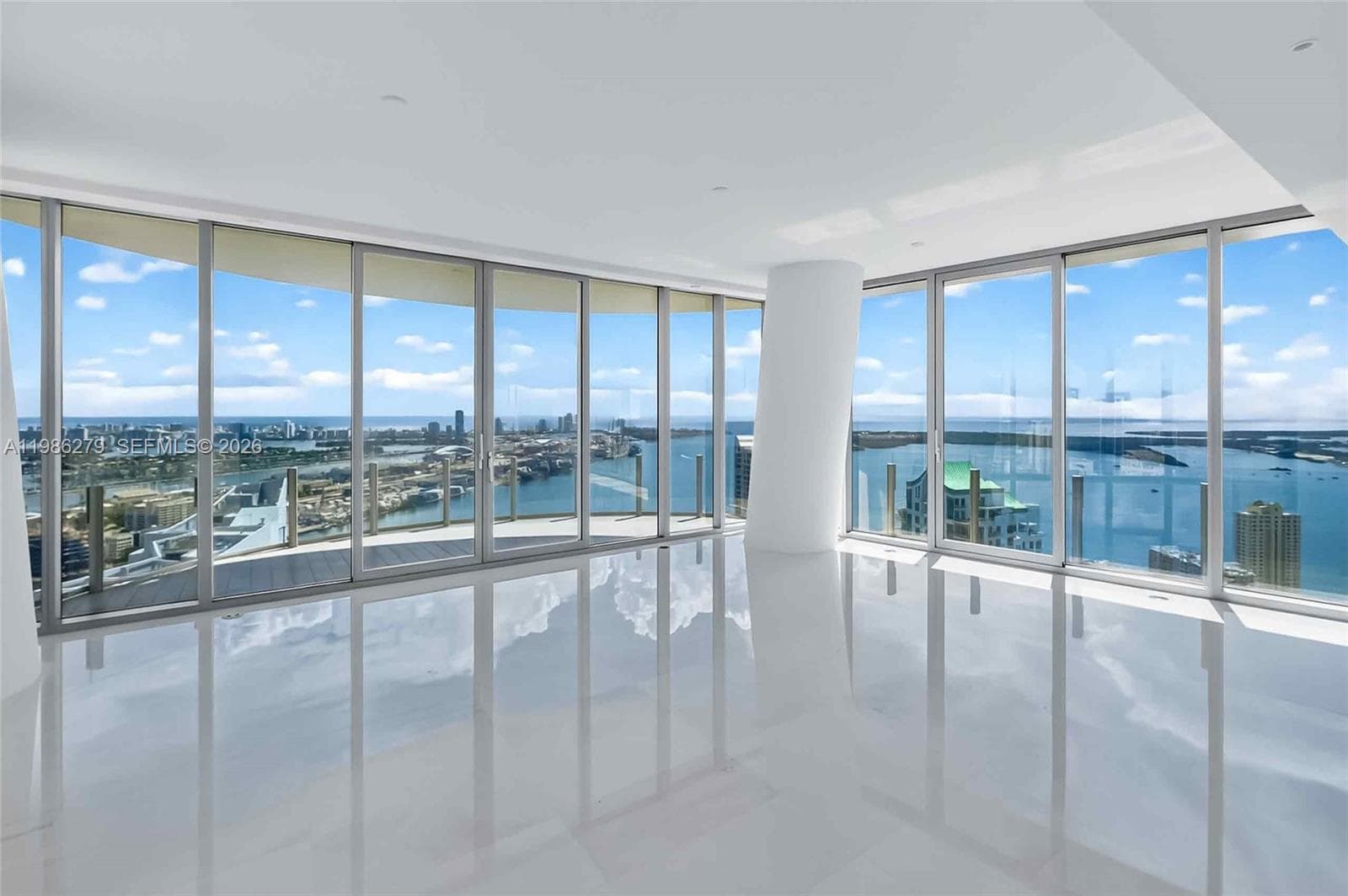 Condominium at 300 Biscayne Blvd Way # 4901E, Miami FL 33131