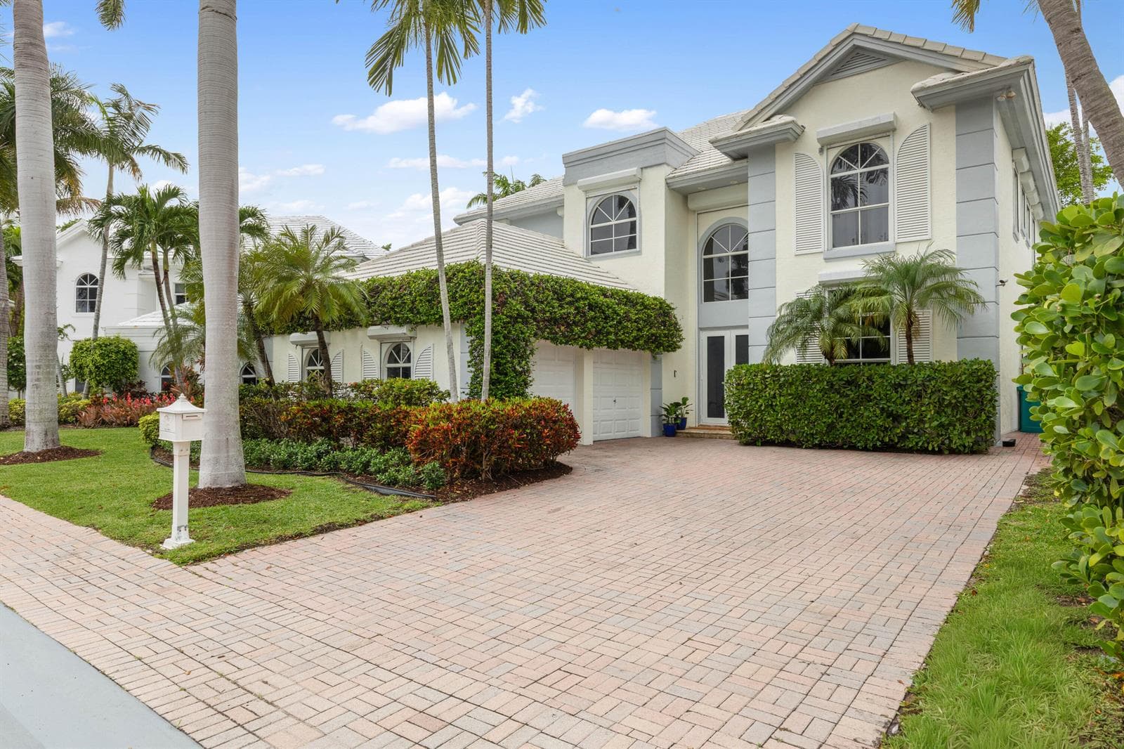Single Family Residence at 24 Grand Bay Estates Circle, Key Biscayne FL 33149
