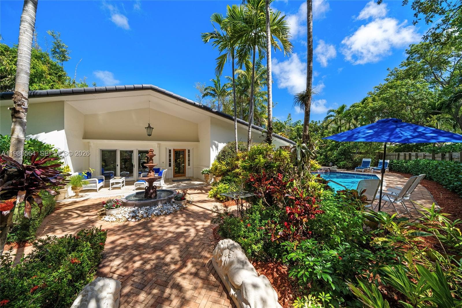 Single Family Residence at 269 Cranwood Dr, Key Biscayne FL 33149