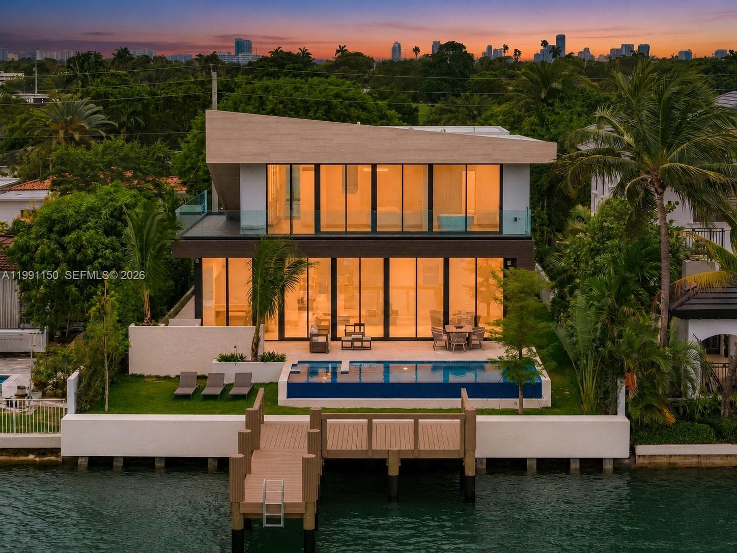 Single Family Residence at 535 N Shore Dr, Miami Beach FL 33141