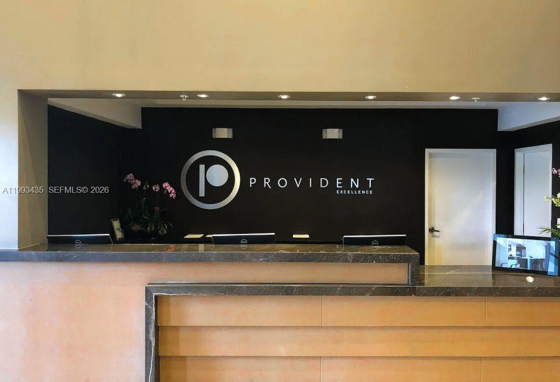 Condominium at 5300 NW 87th Ave # 310, Doral FL 33178