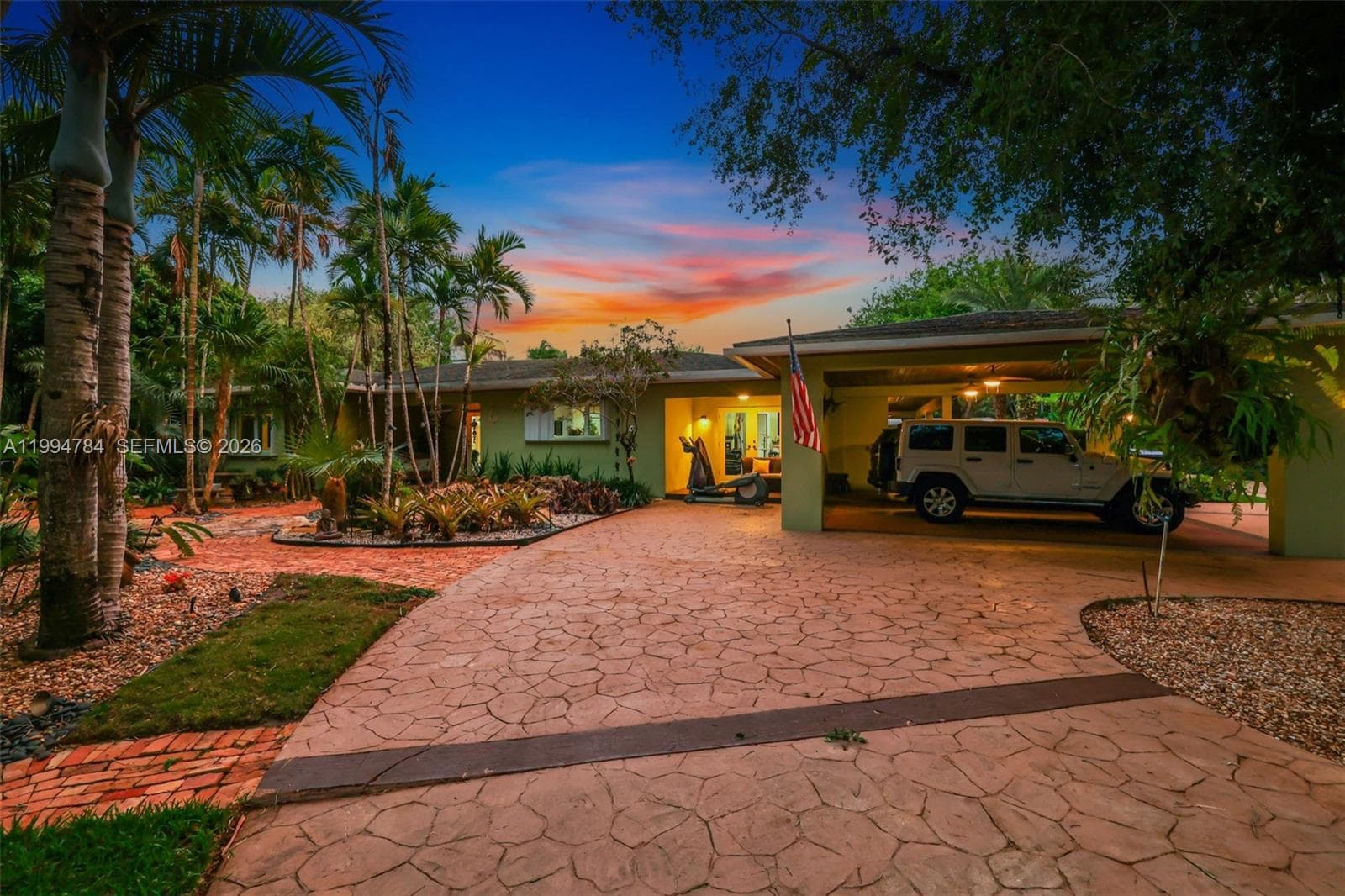 Single Family Residence at 9234 SW 112th St, Miami FL 33176