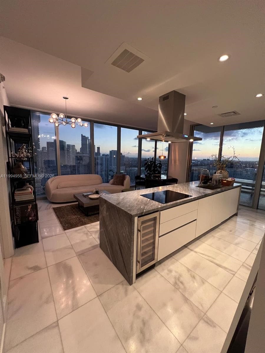 Condominium at 700 NE 26th Ter # 2805, Miami FL 33137