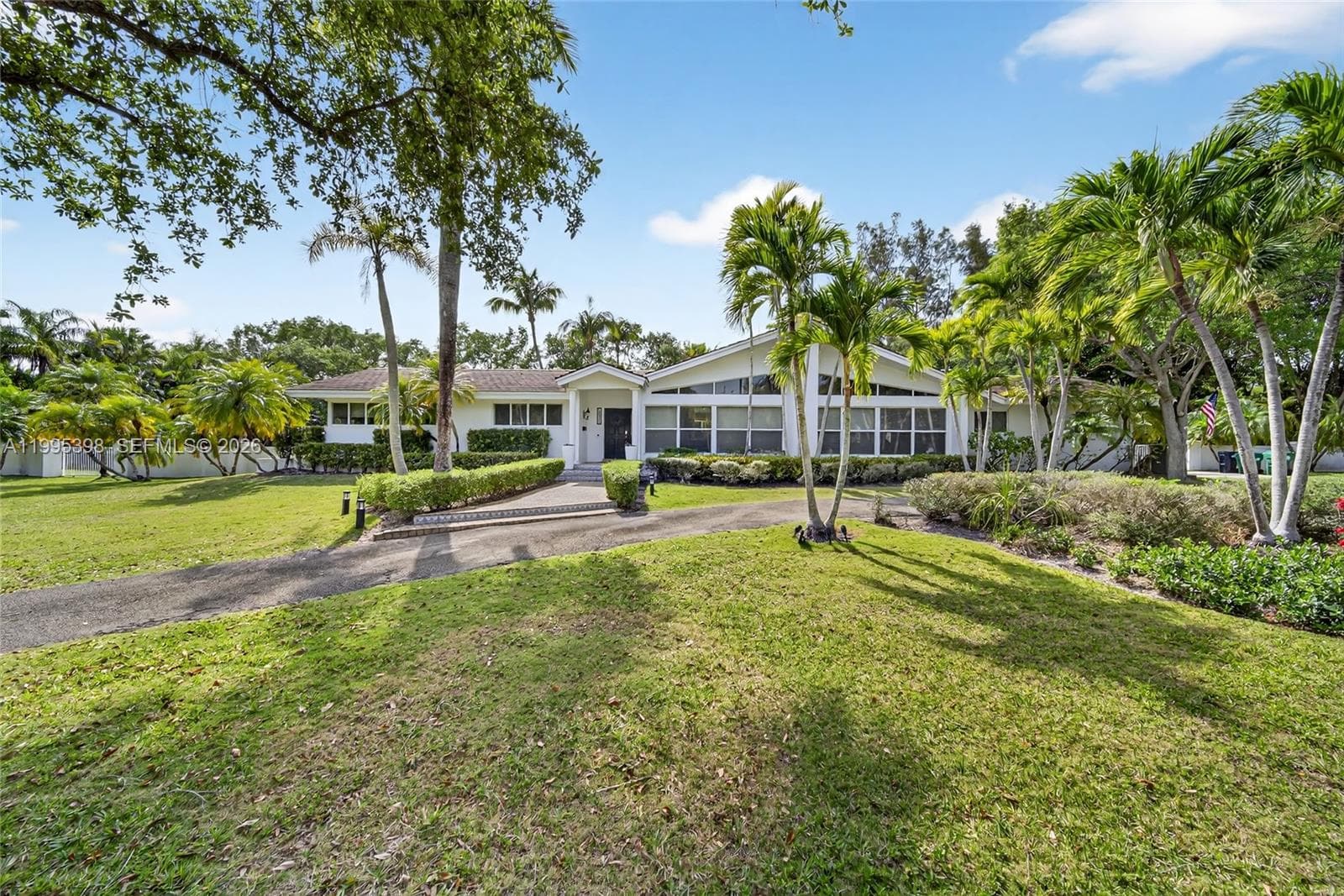Single Family Residence at 12330 Pine Needle Ln, Pinecrest FL 33156