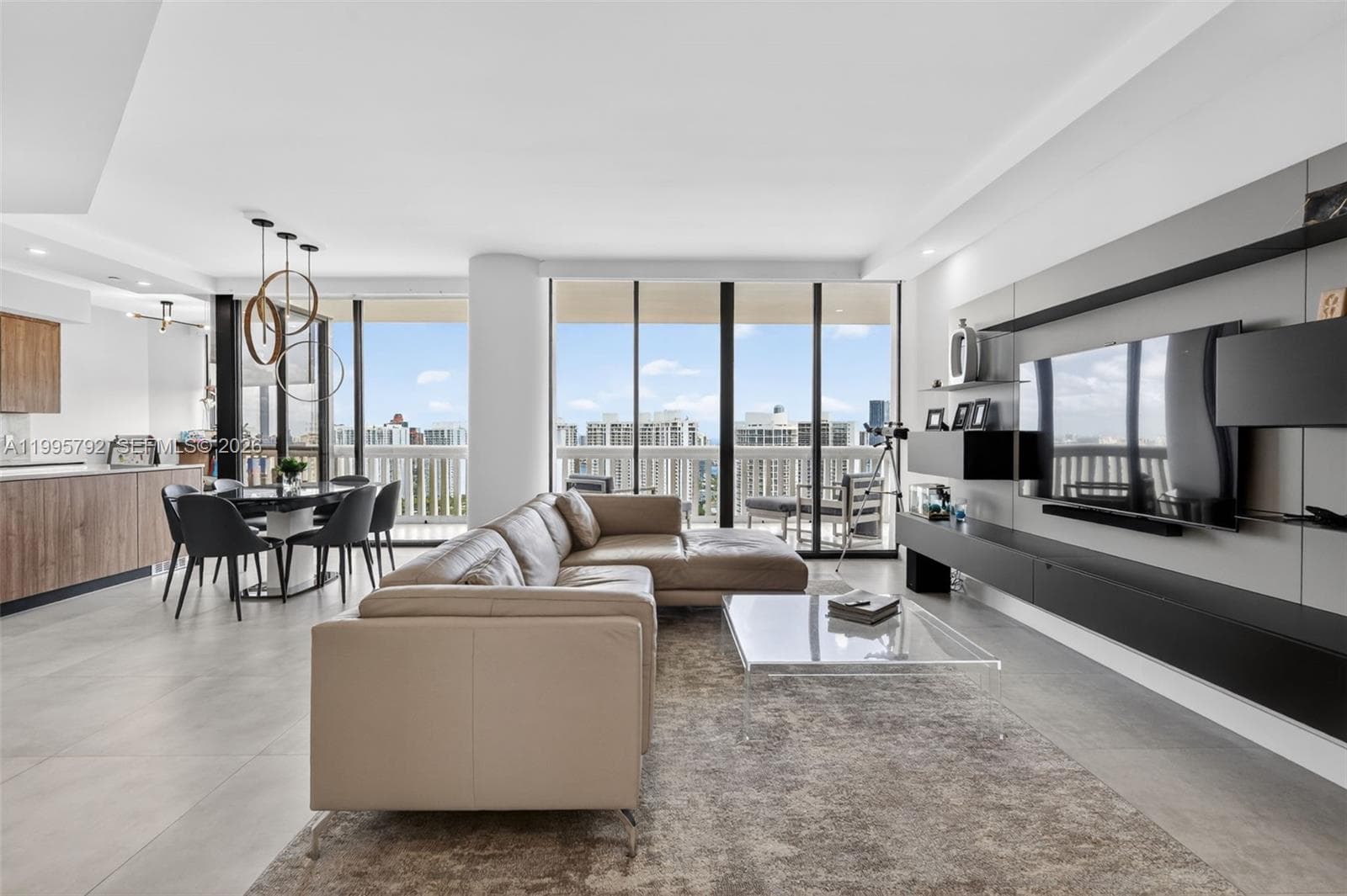Condominium at 1000 ISLAND BL # 3107, Aventura FL 33160