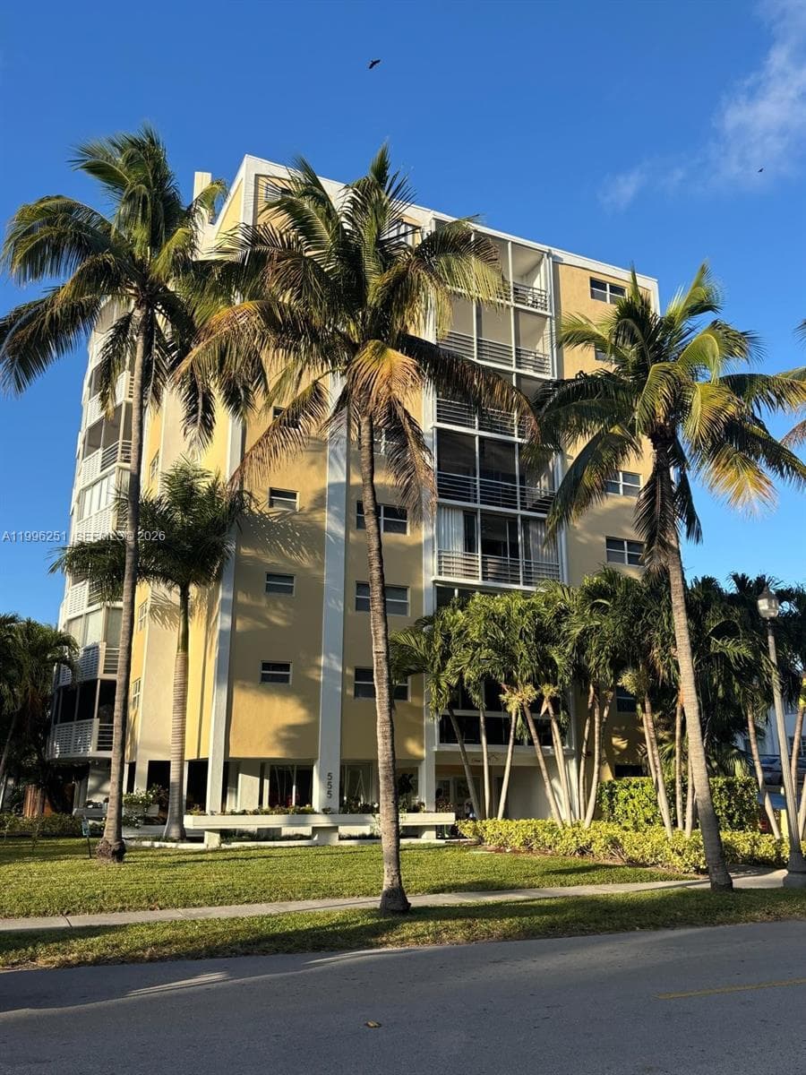 Condominium at 555 Crandon Blvd # 43, Key Biscayne FL 33149