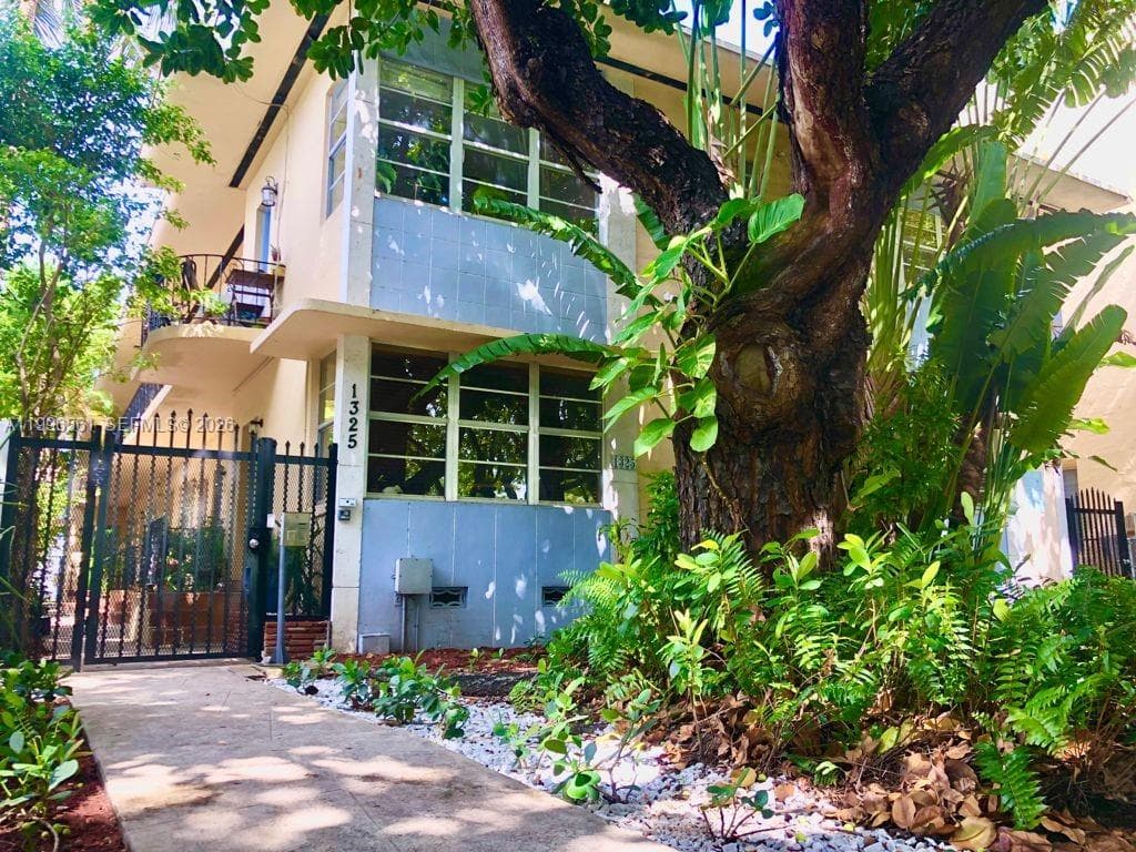 Condominium at 1325 Meridian Ave # 5, Miami Beach FL 33139