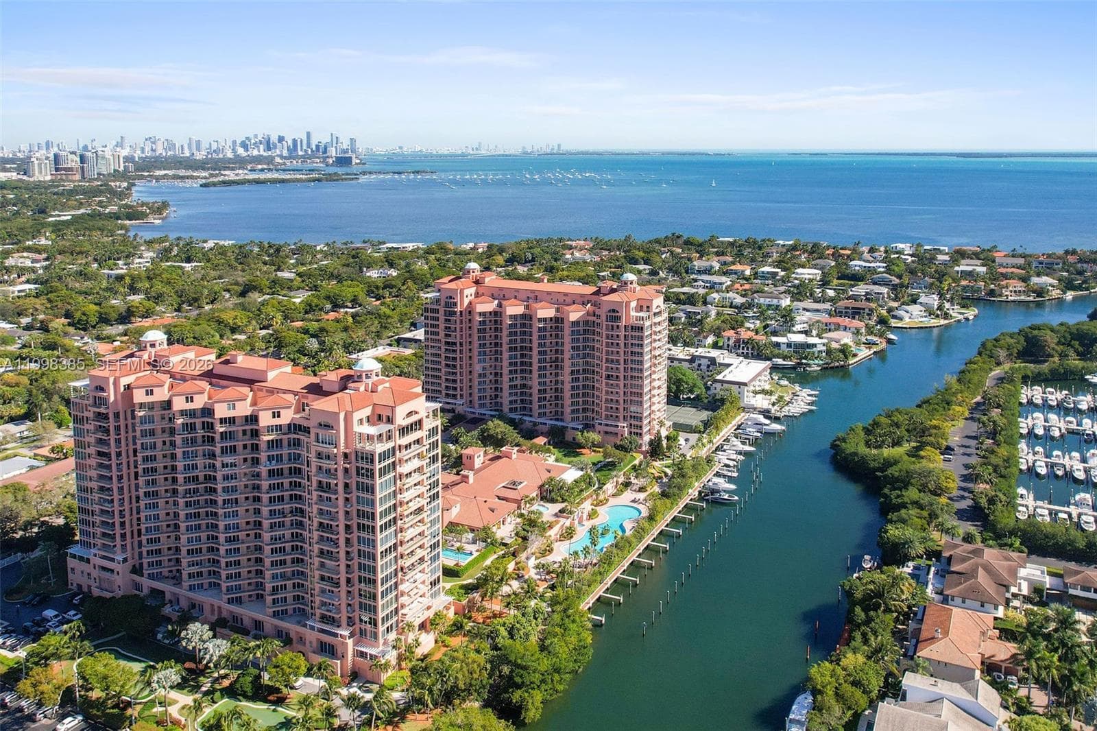 Condominium at 10 Edgewater Dr # 7G, Coral Gables FL 33133