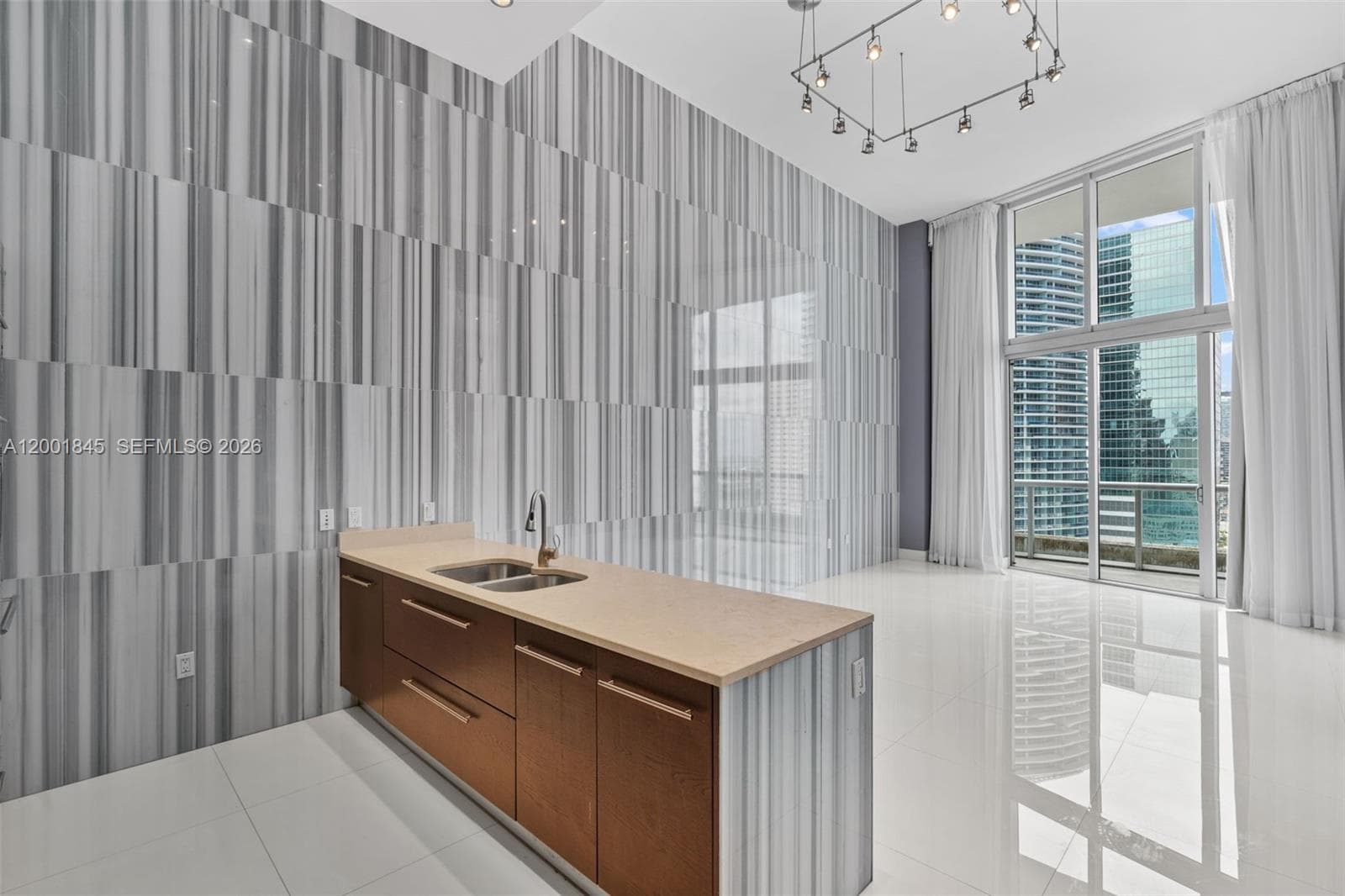 Condominium at 475 Brickell Ave # 2812, Miami FL 33131