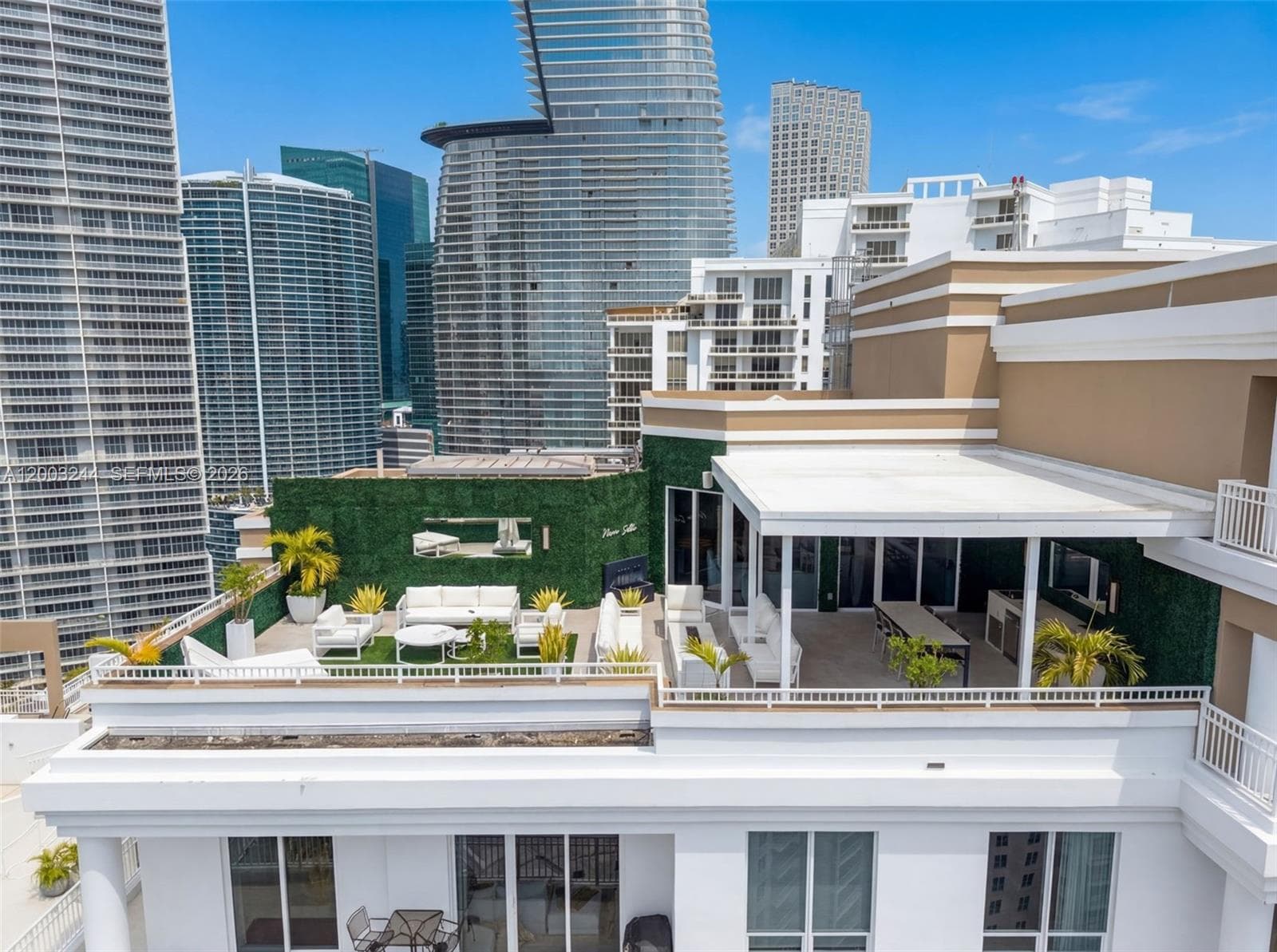 Condominium at 801 Brickell Key Blvd, Miami FL 33131