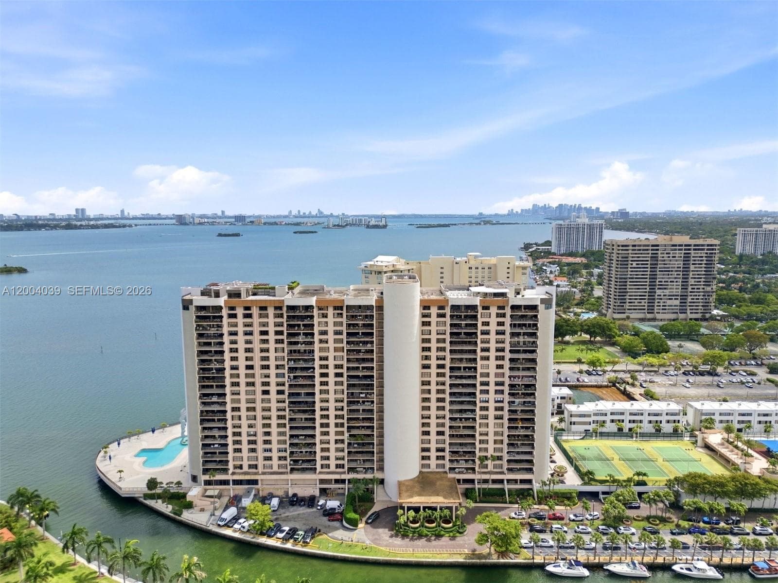 Condominium at 1800 NE 114th St # 1505, Miami FL 33181