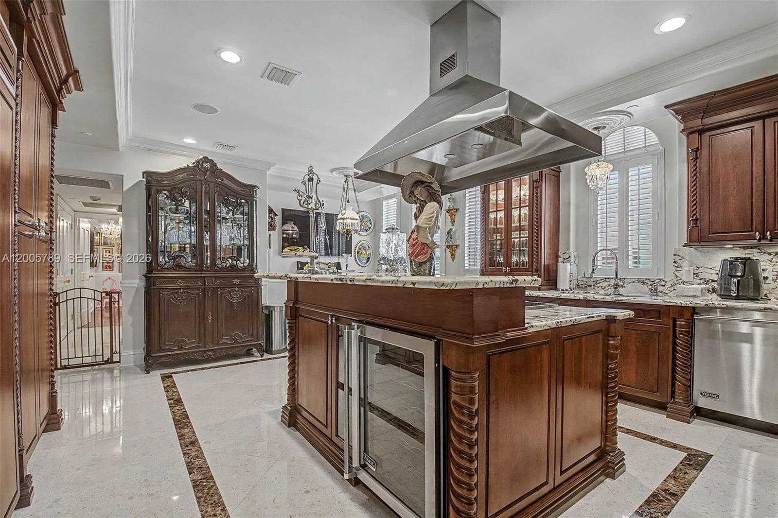 Condominium at 600 Coral Way # 5, Coral Gables FL 33134