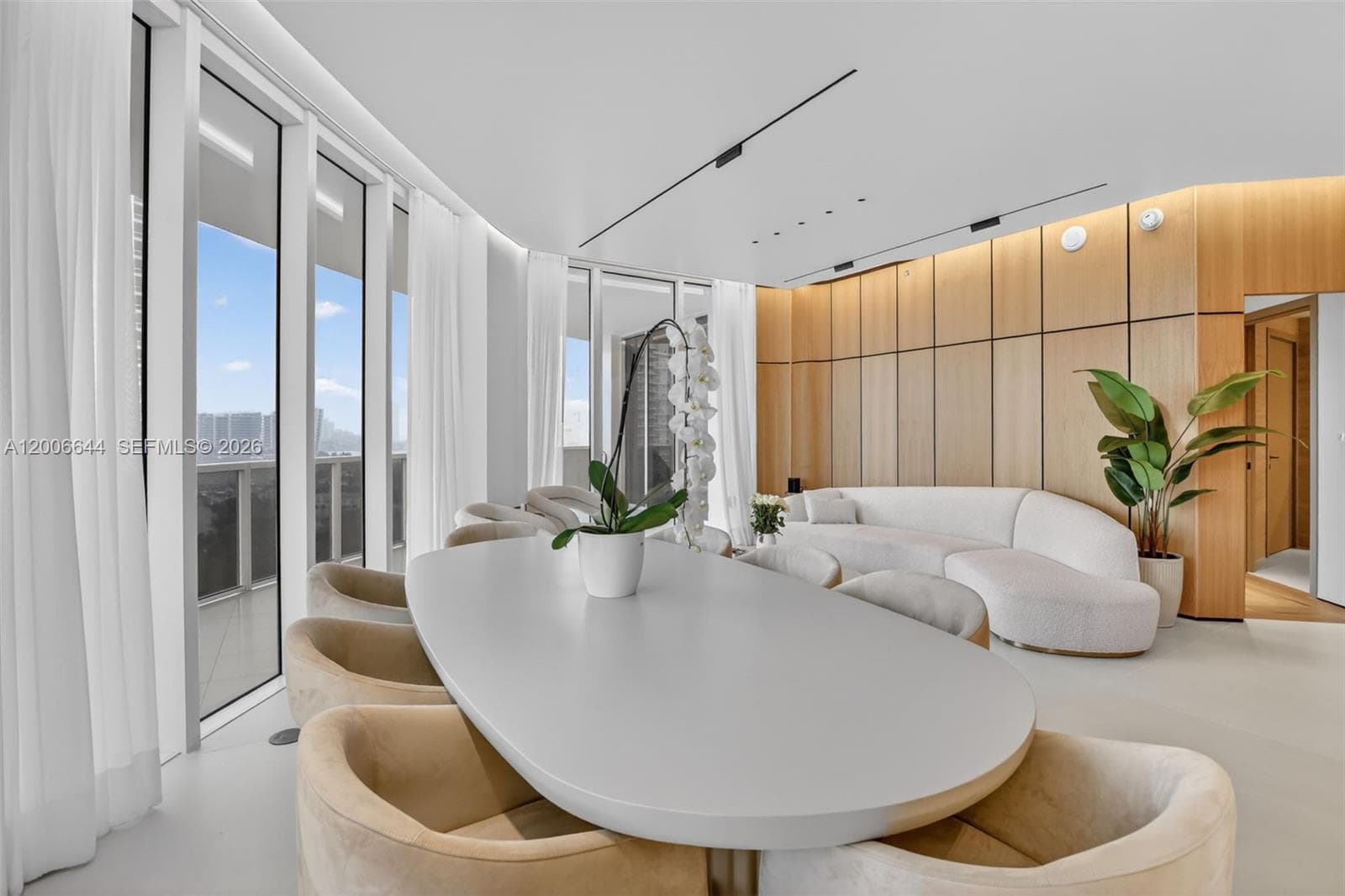 Condominium at 4100 Island Blvd # 904, Aventura FL 33160