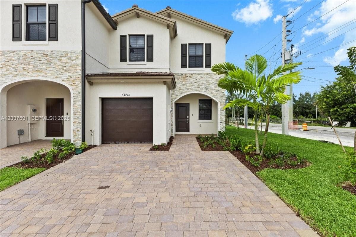 Townhouse at 23210 SW 133rd Ct, Miami FL 33032