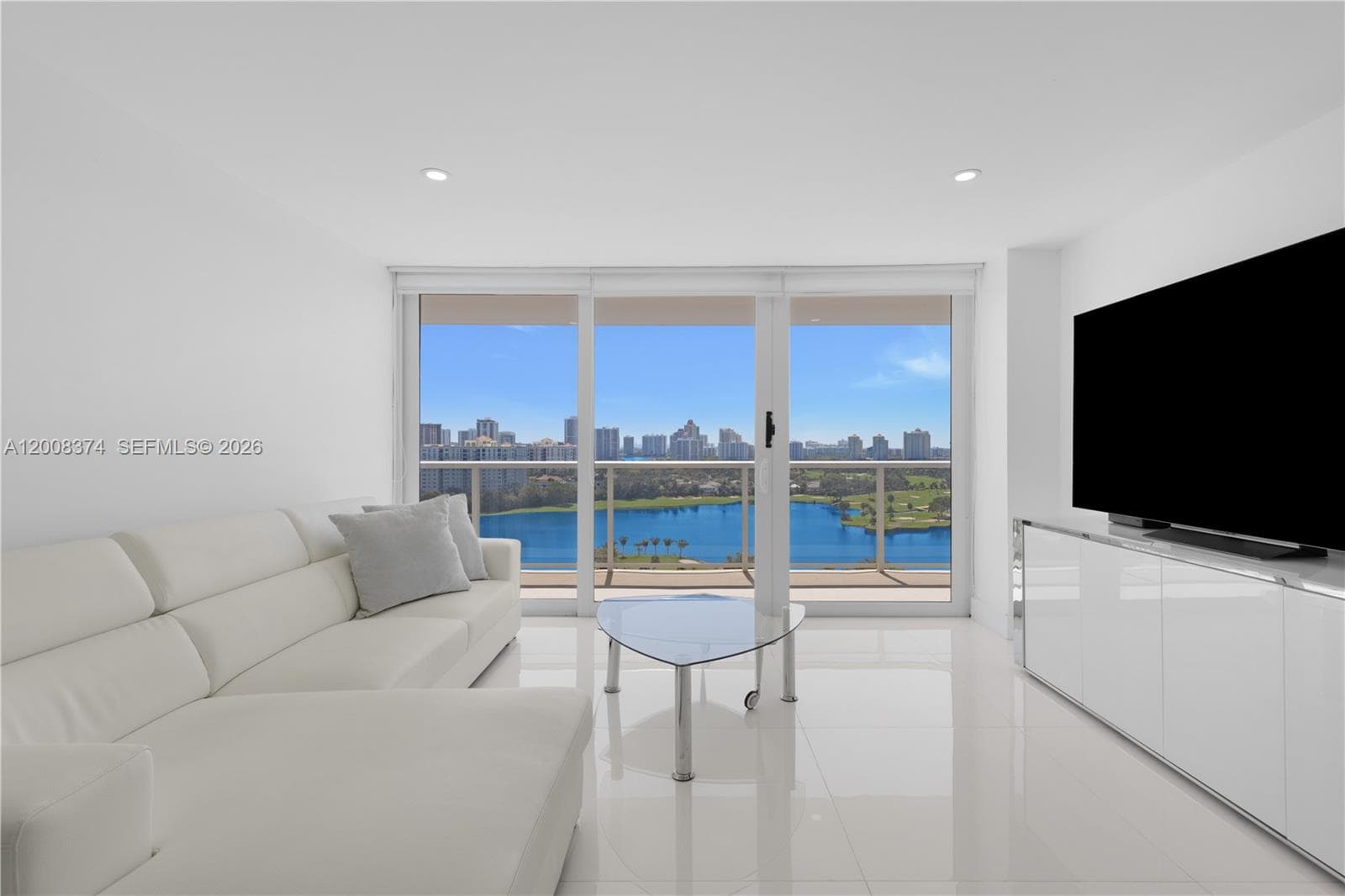 Condominium at 3701 N Country Club Dr # 1805, Aventura FL 33180