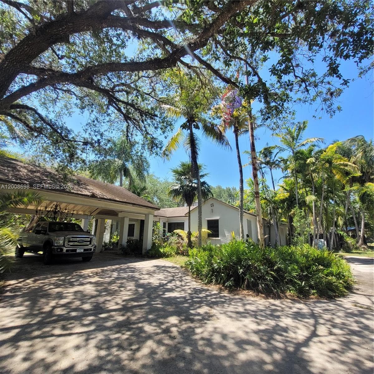 Single Family Residence at 8339 SW 112th St, Miami FL 33156