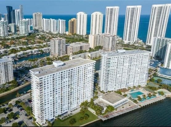 Condominium at 300 Bayview Dr # 915, Sunny Isles Beach FL 33160
