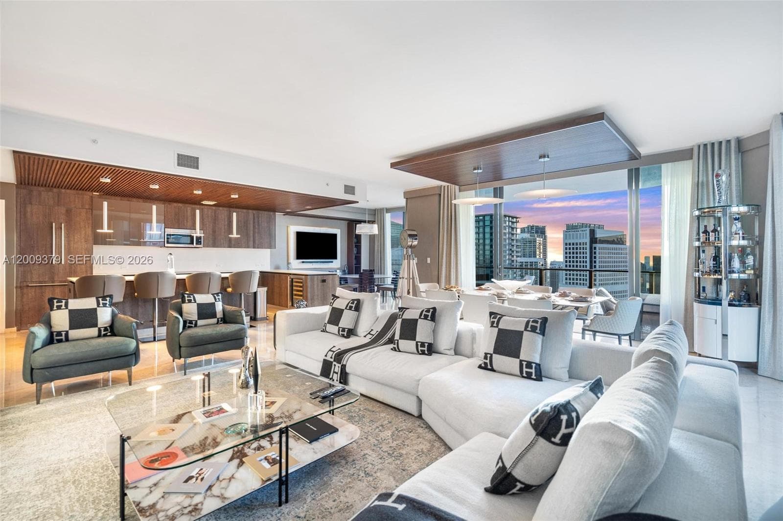 Condominium at 88 SW 7th St # 3801, Miami FL 33130