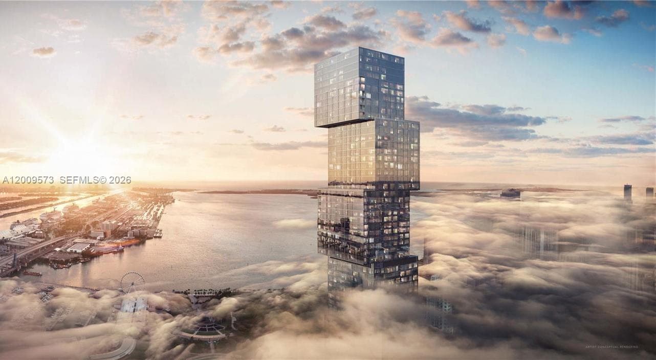 Condominium at 300 N Biscayne Blvd, Miami FL 33132