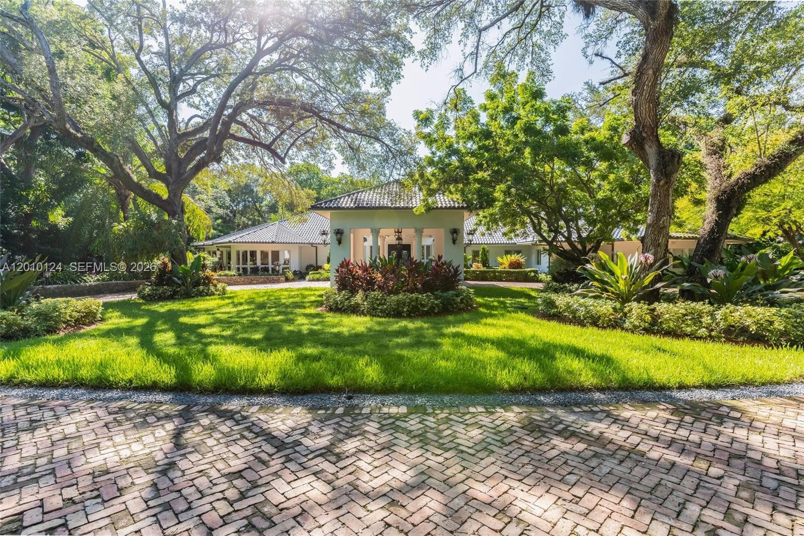Single Family Residence at 9400 Old Cutler Rd, Coral Gables FL 33156