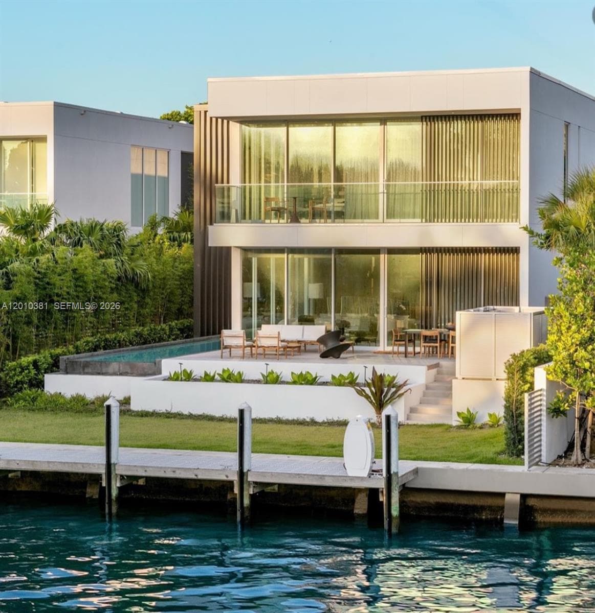 Villa at 1081 W 48th St # N01, Miami Beach FL 33140