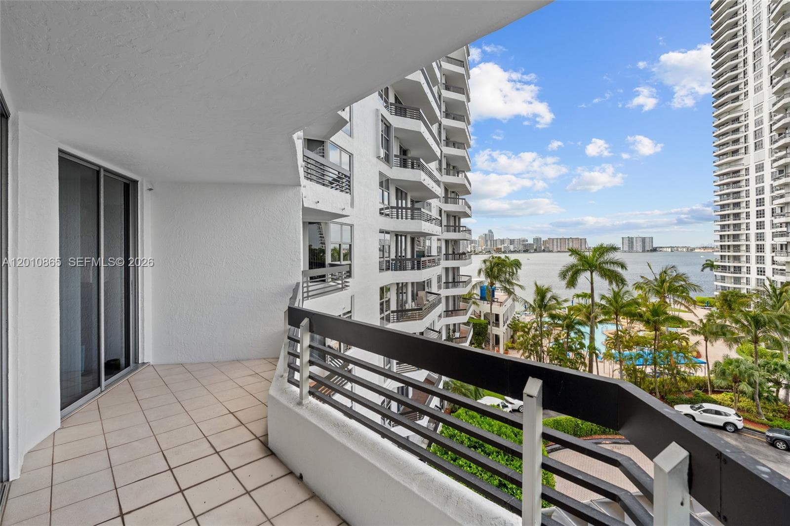 Condominium at 19195 NE 36th Ct # 604, Aventura FL 33180