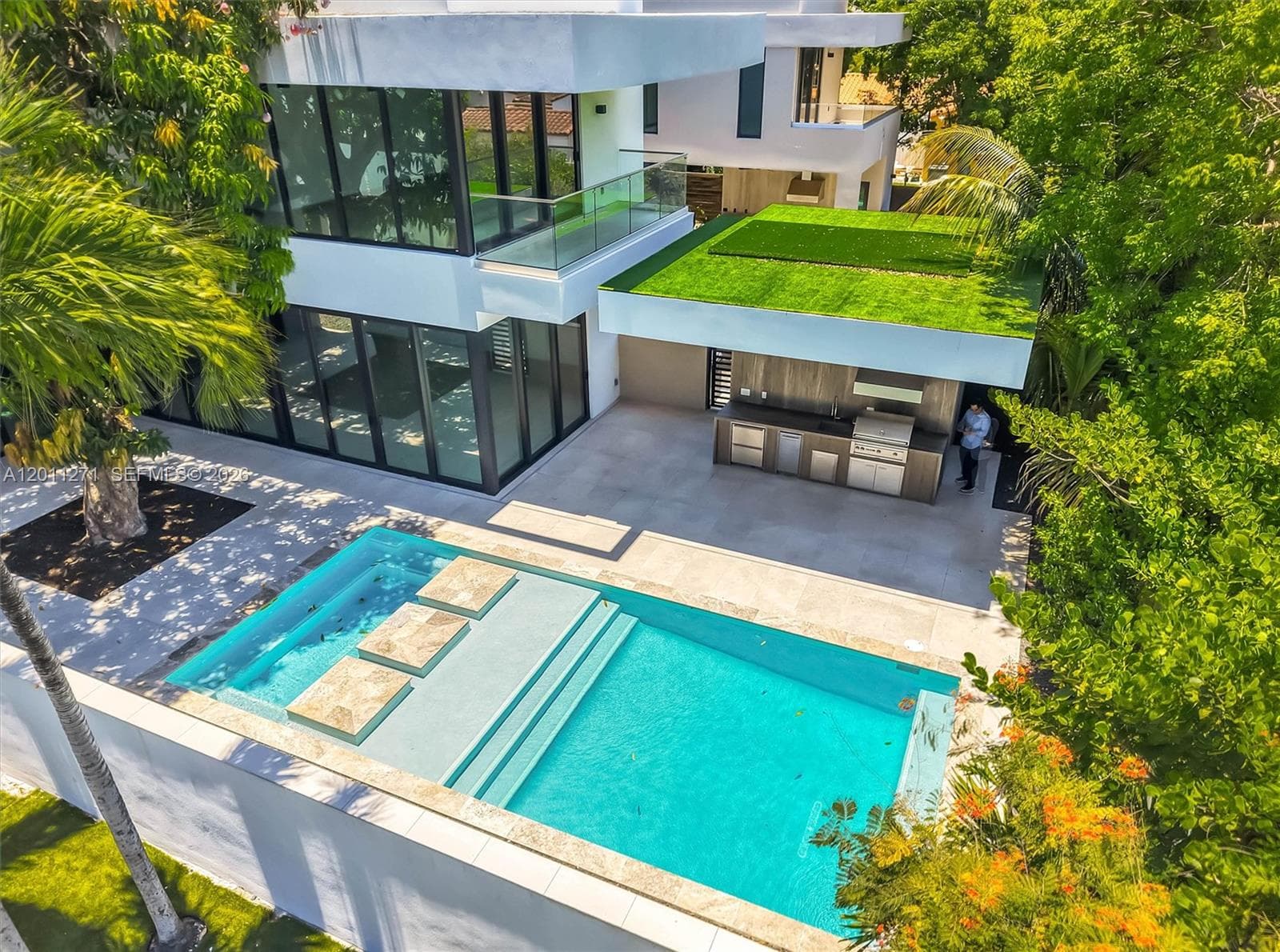 Single Family Residence at 125 SW 29th Rd, Miami FL 33129
