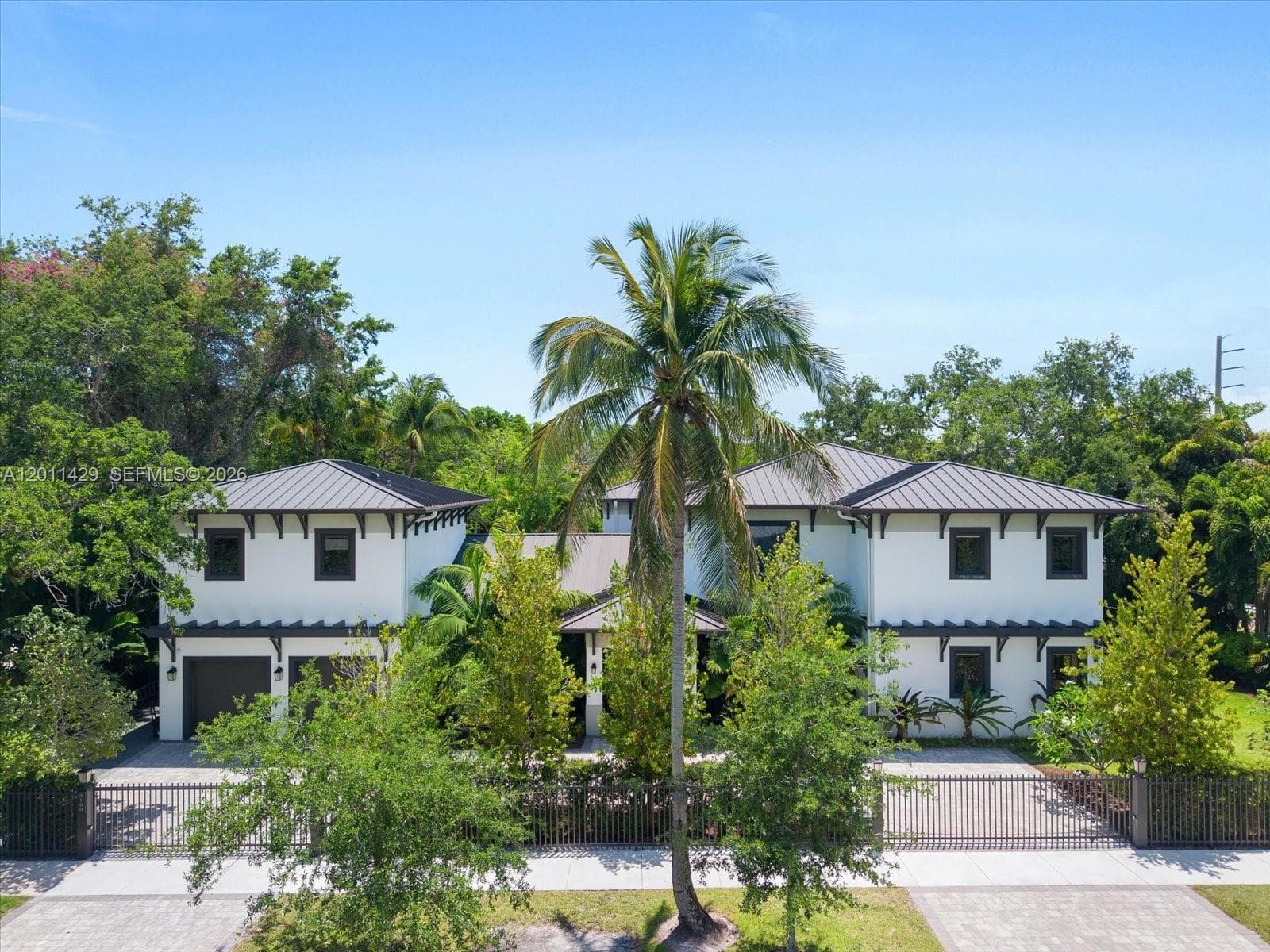 Single Family Residence at 8100 SW 96th St, Miami FL 33156