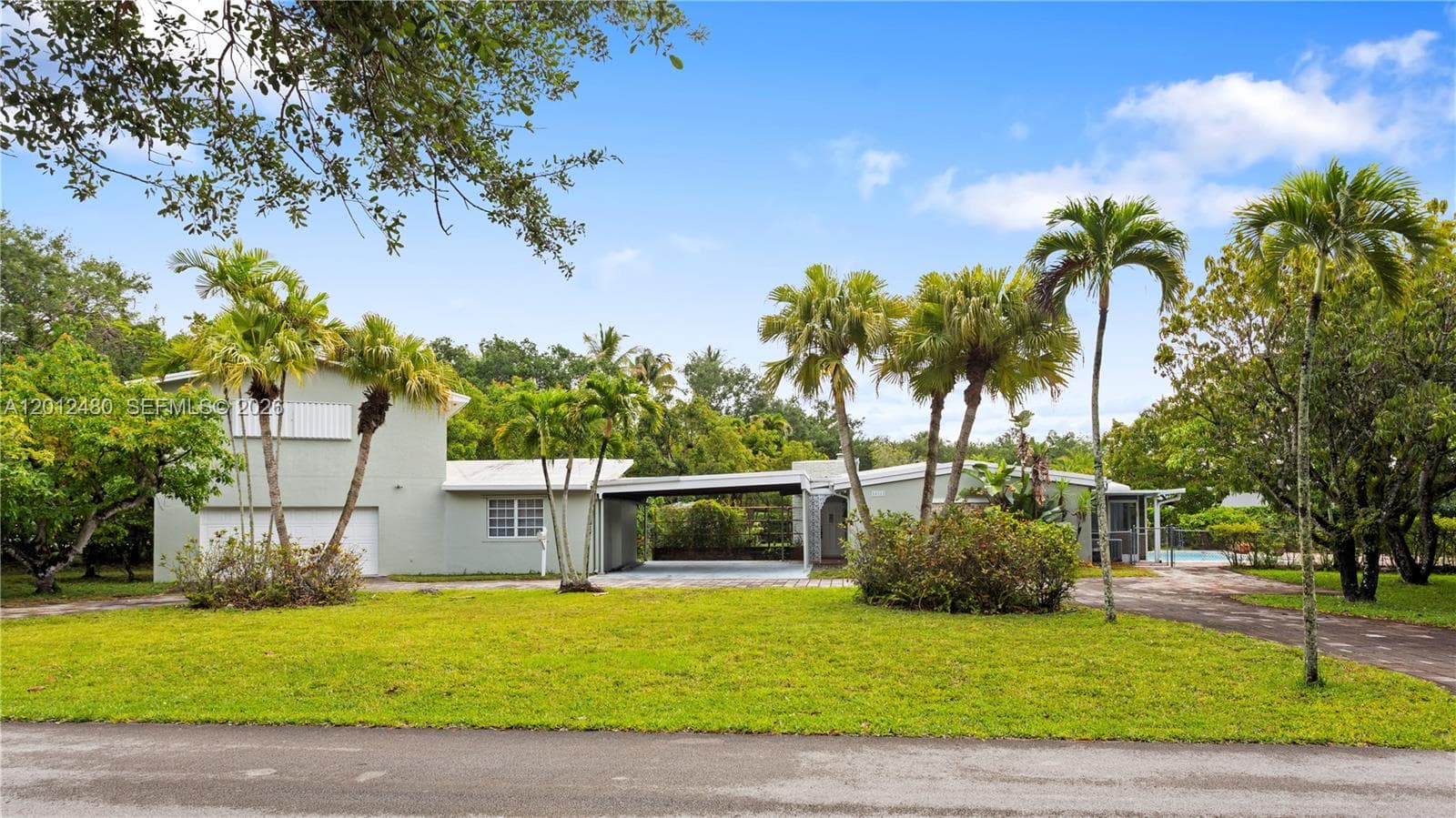 Single Family Residence at 10851 SW 68th Ave, Pinecrest FL 33156