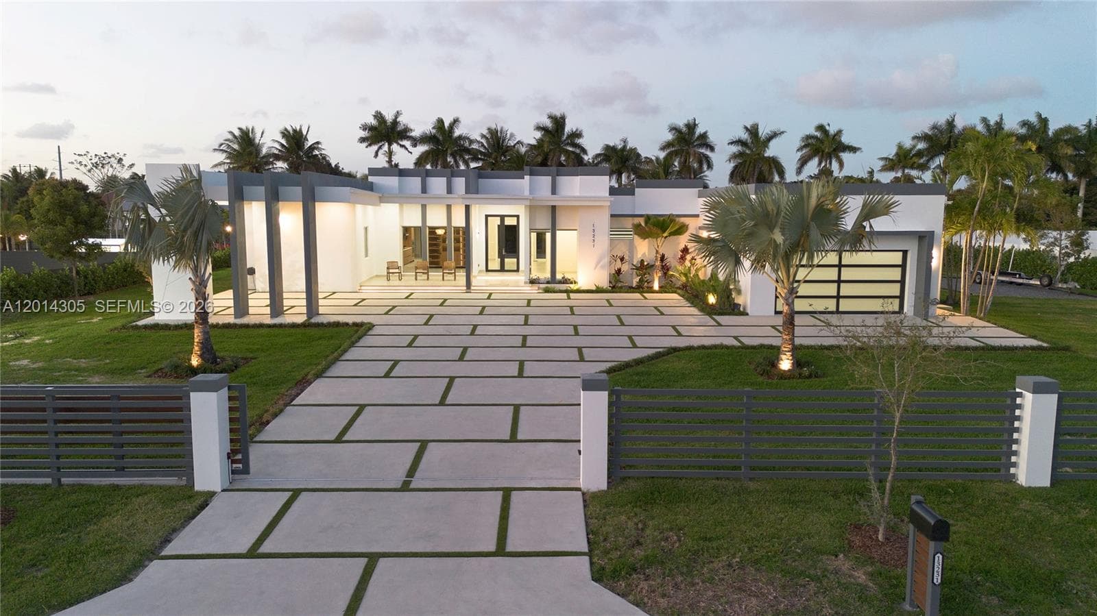 Single Family Residence at 13231 SW 220 ST, Miami FL 33170