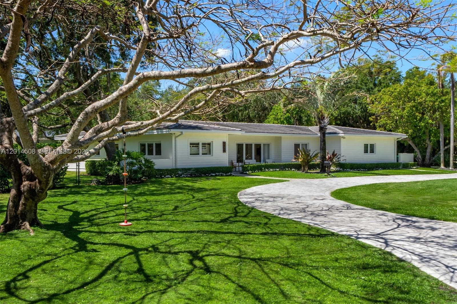 Single Family Residence at 6450 SW 128th St, Pinecrest FL 33156