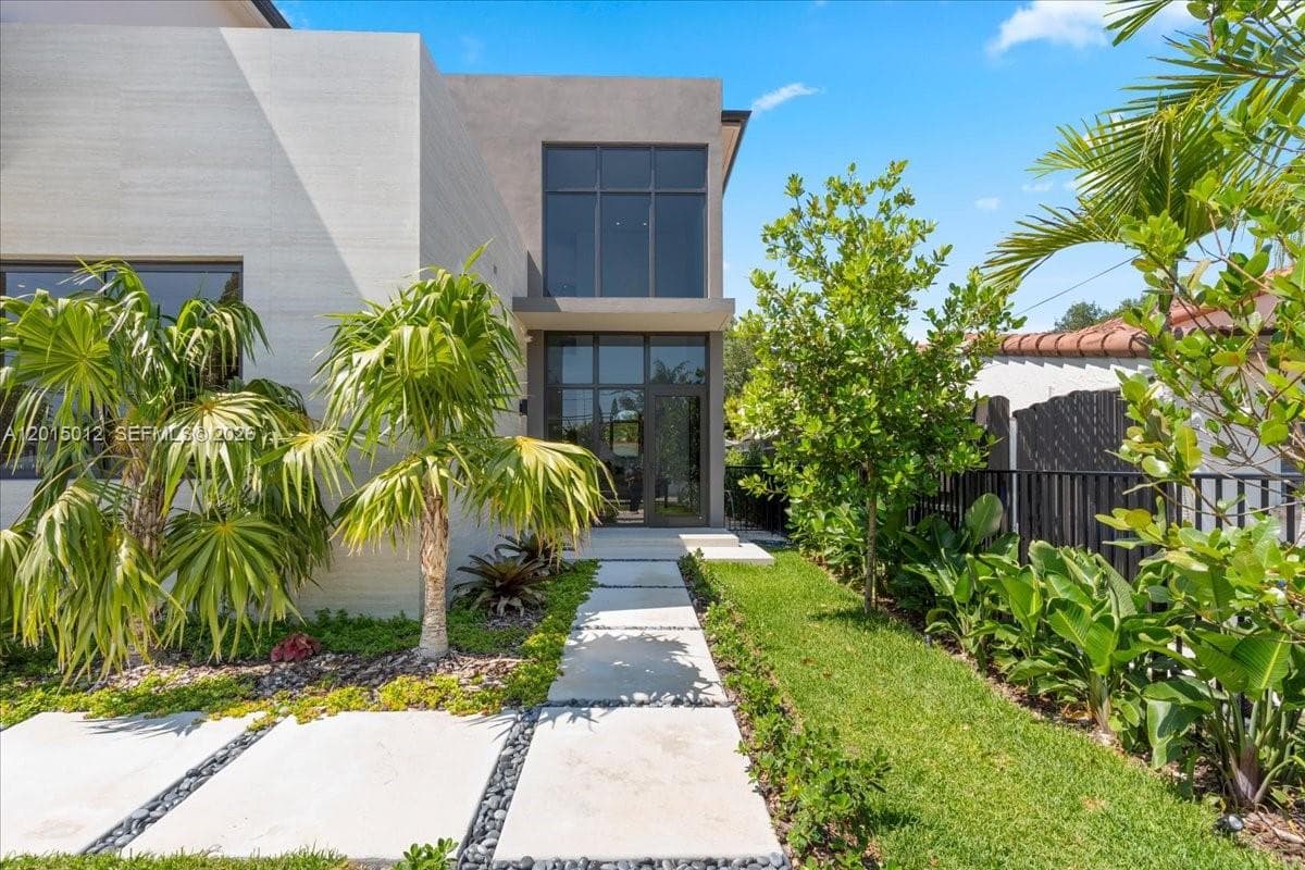 Single Family Residence at 2175 SW 25th St, Miami FL 33133