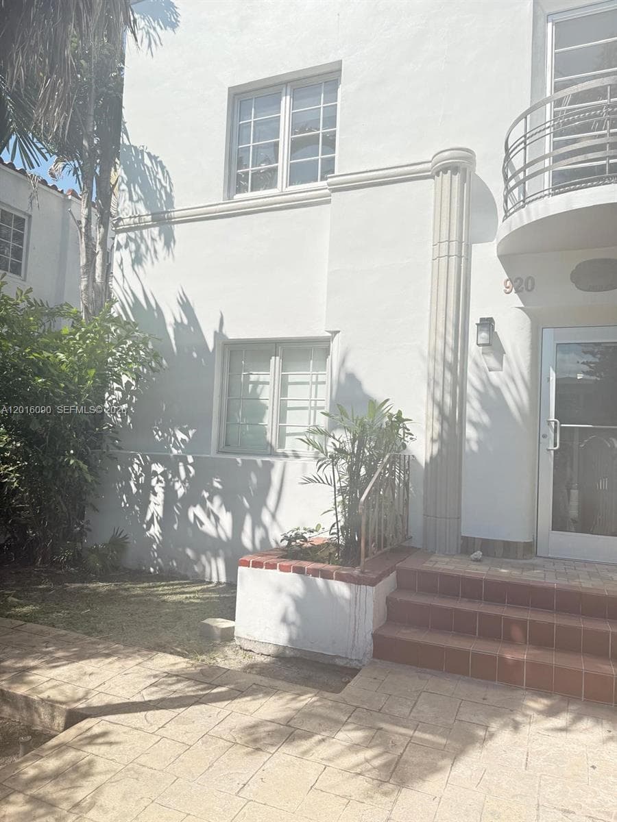 Condominium at 920 Euclid Ave # 3, Miami Beach FL 33139