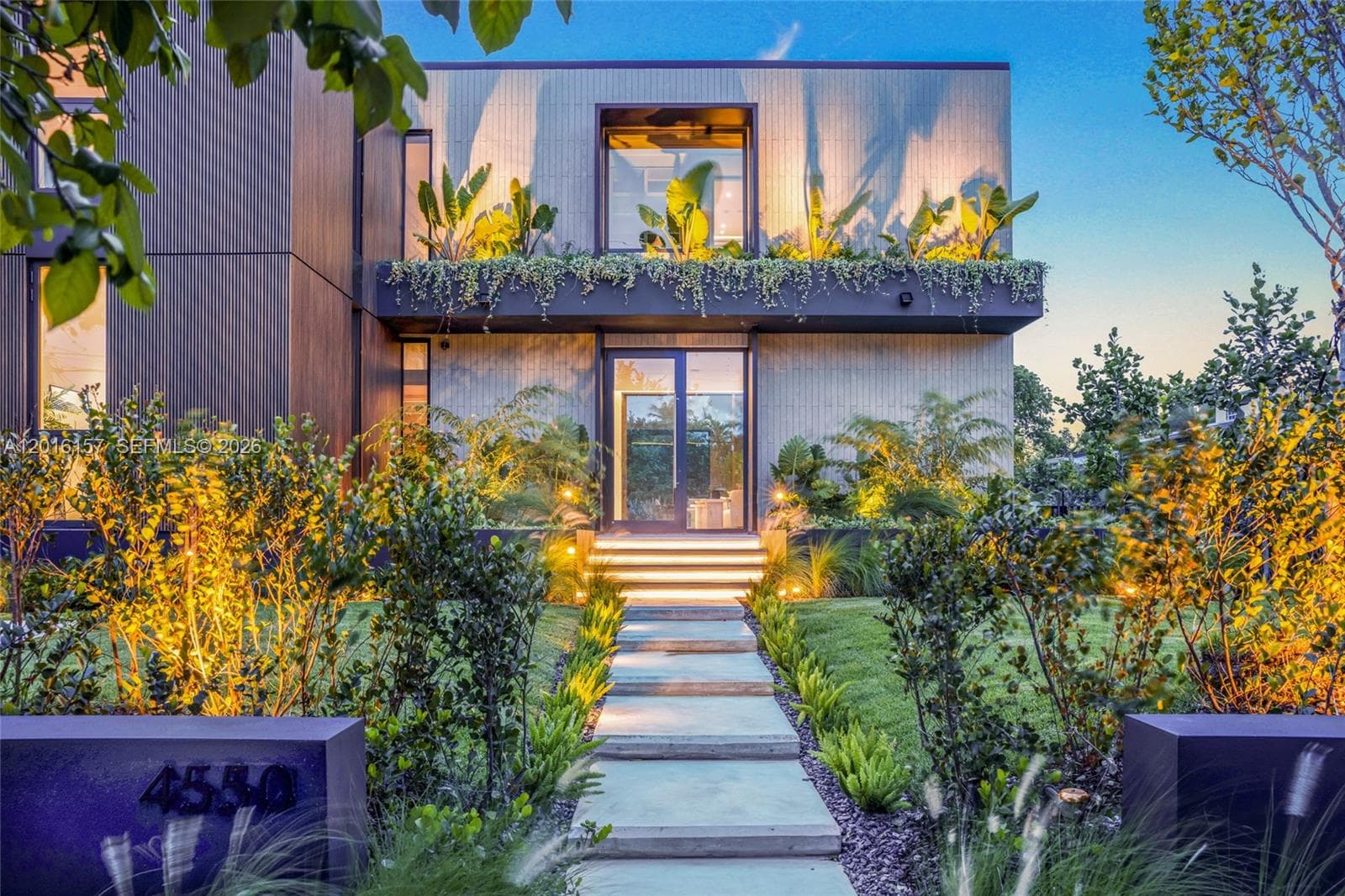 Single Family Residence at 4550 N Jefferson Ave, Miami Beach FL 33140