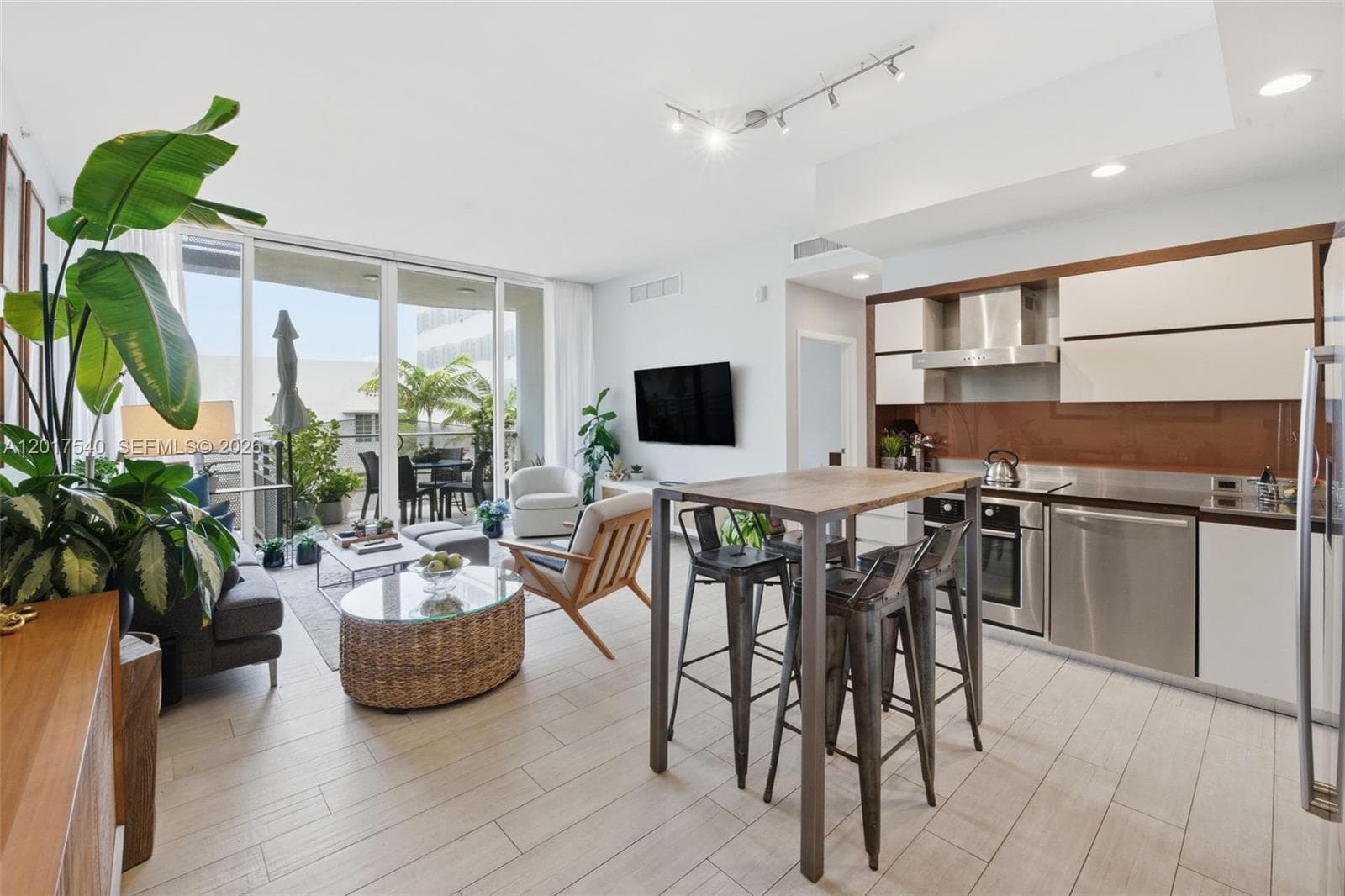 Condominium at 2100 Park Ave # 302, Miami Beach FL 33139