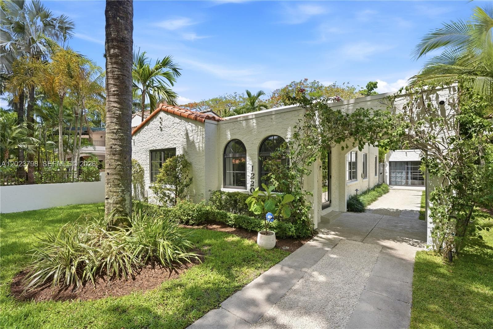 Single Family Residence at 1220 Cordova St, Coral Gables FL 33134