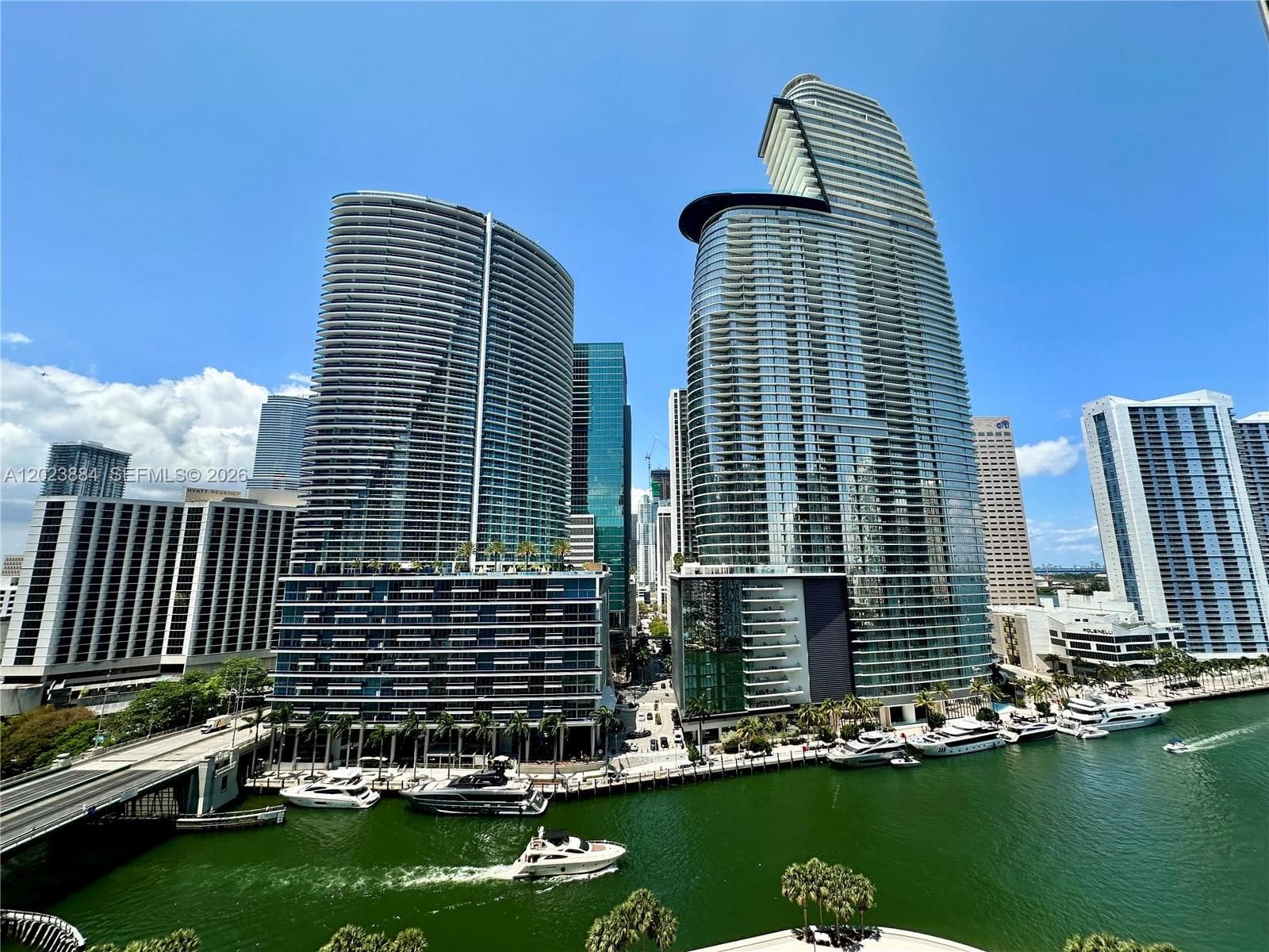 Condominium at 475 Brickell Avenue # 1614, Miami FL 33131