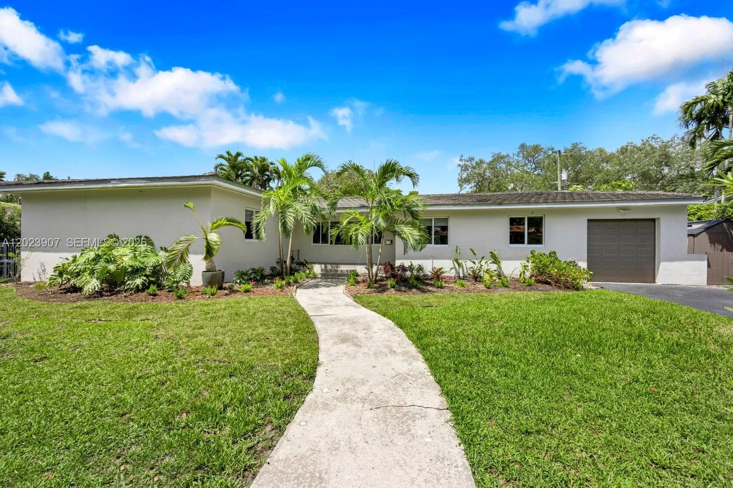 Single Family Residence at 6610 Santona St, Coral Gables FL 33146