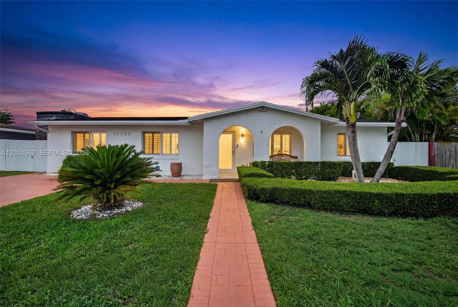 Single Family Residence at 13463 SW 66th Ter, Miami FL 33183