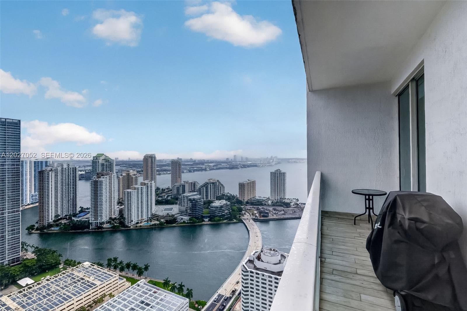 Condominium at 950 Brickell Bay Dr # 4504, Miami FL 33131
