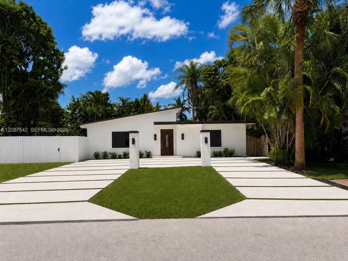Single Family Residence at 2627 NE 213th St, Miami FL 33180