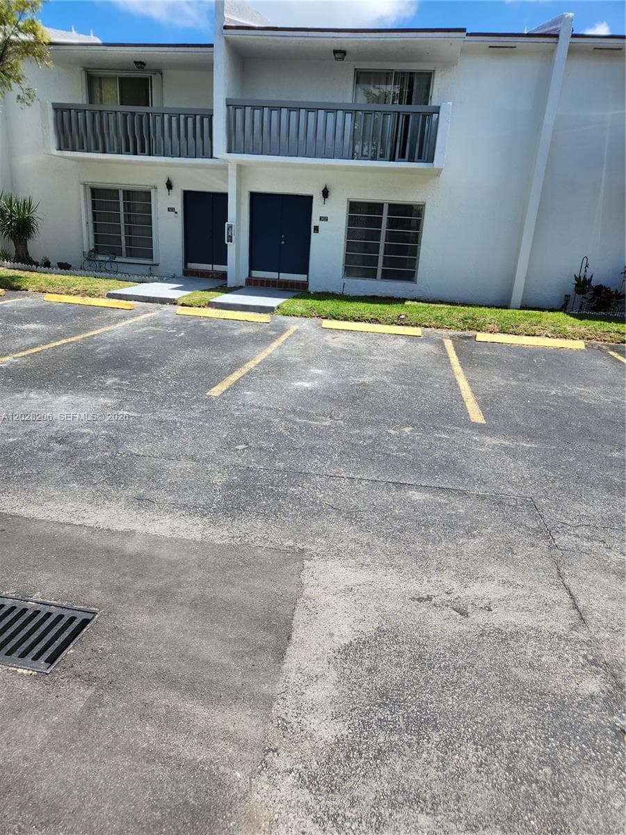 Townhouse at 9430 SW 170th St # 302, Palmetto Bay FL 33157