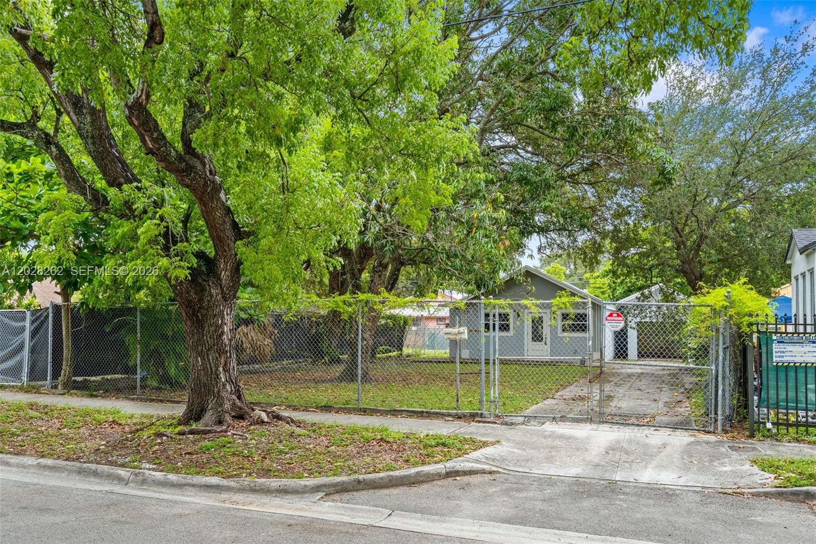 Single Family Residence at 352 NW 41st St, Miami FL 33127