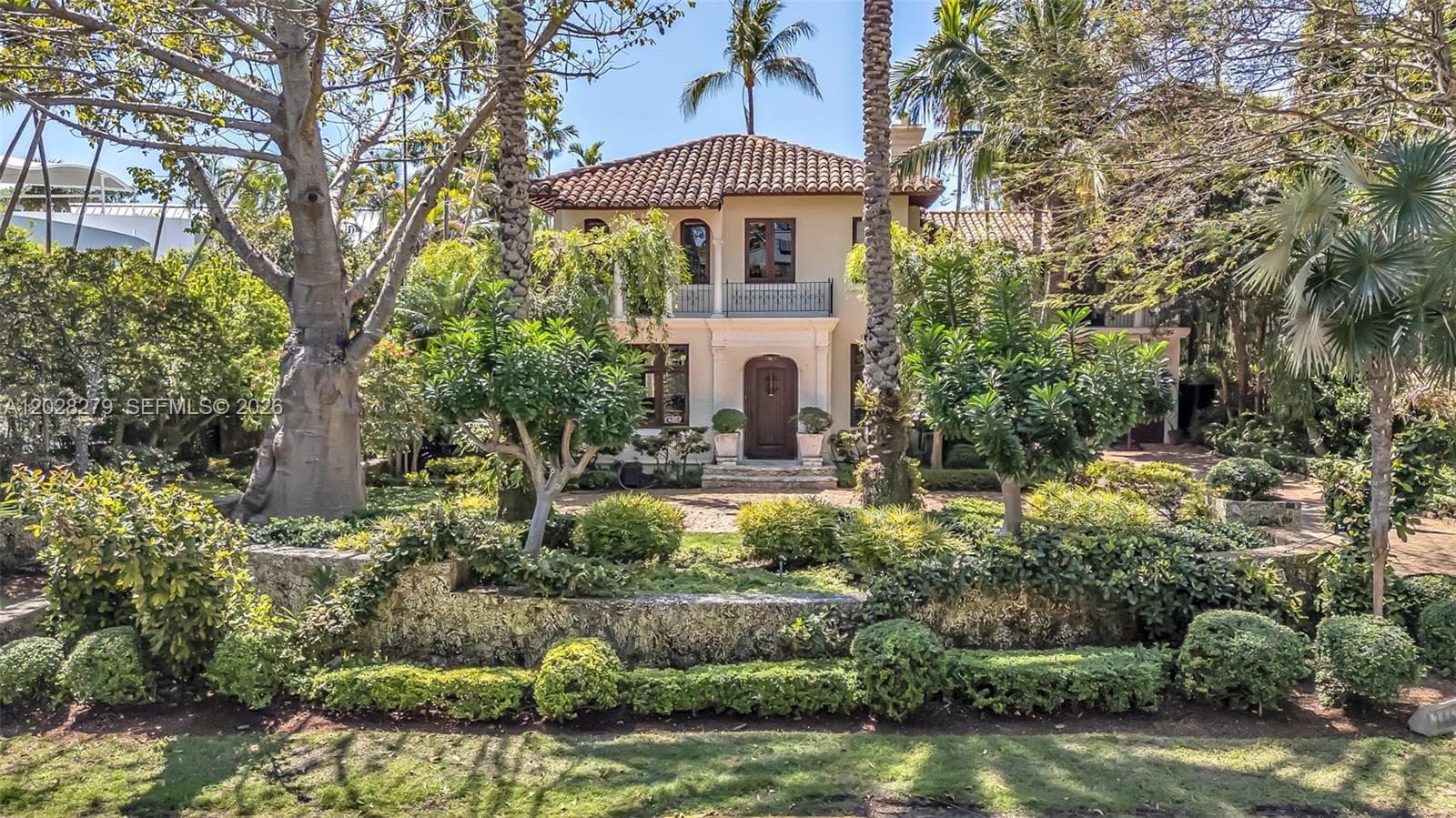 Single Family Residence at 3462 N Moorings Way, Miami FL 33133