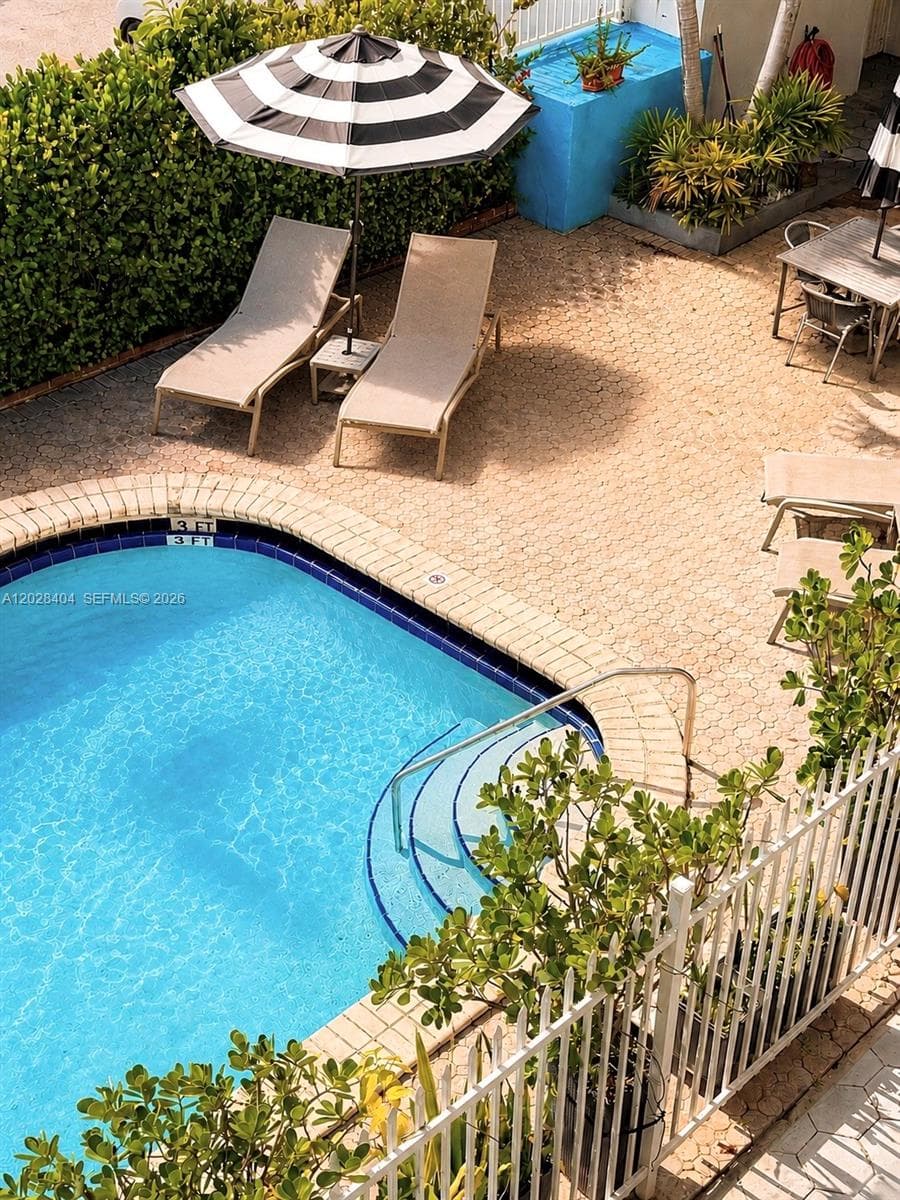 Condominium at 1400 Lincoln Rd # 301, Miami Beach FL 33139